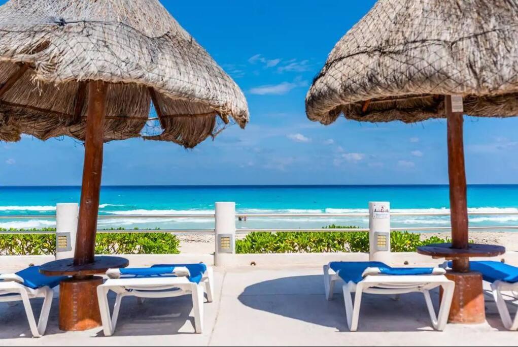 Villas Marlin By Andiani Travel Cancun Exterior photo