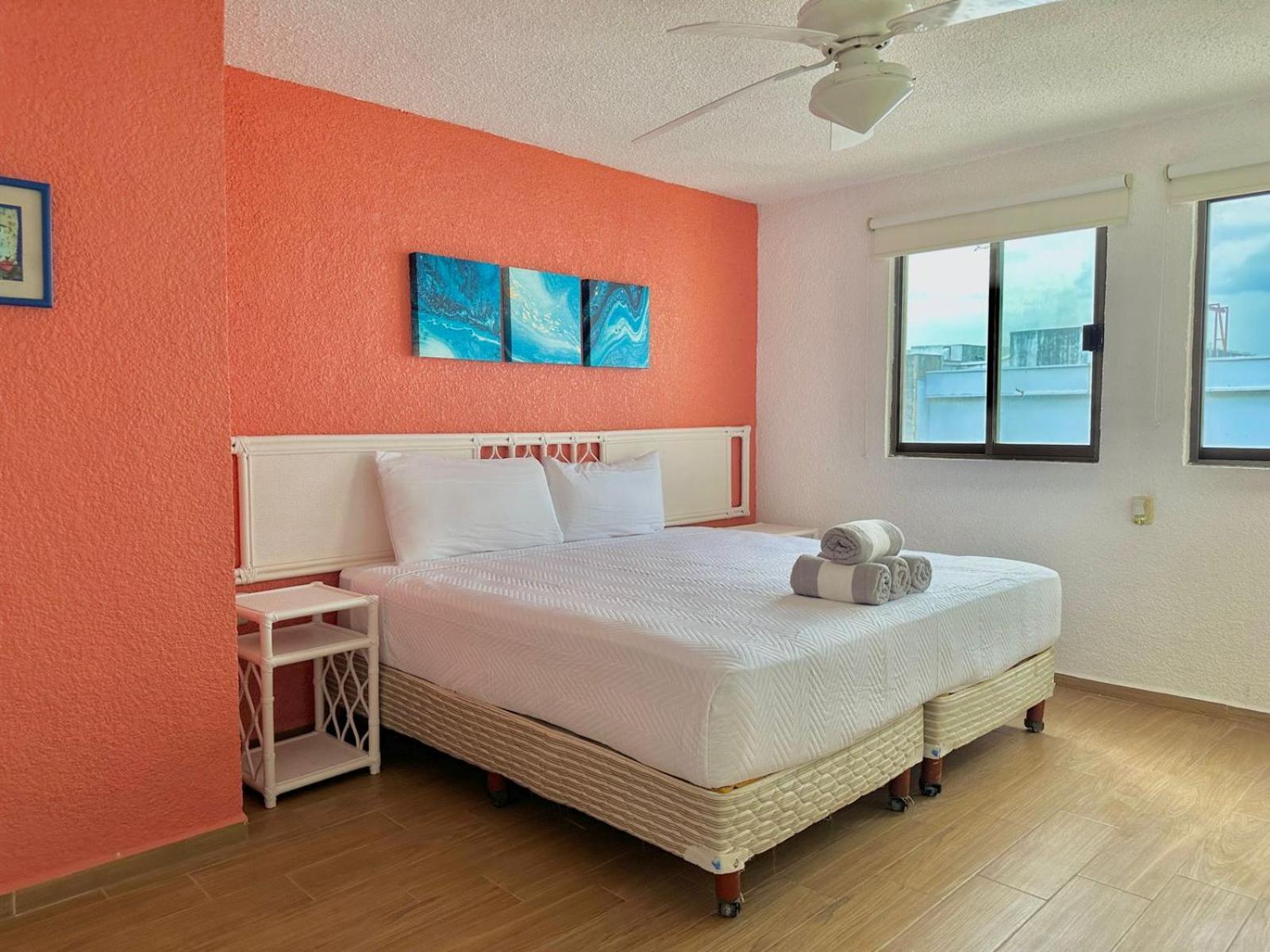 Villas Marlin By Andiani Travel Cancun Exterior photo