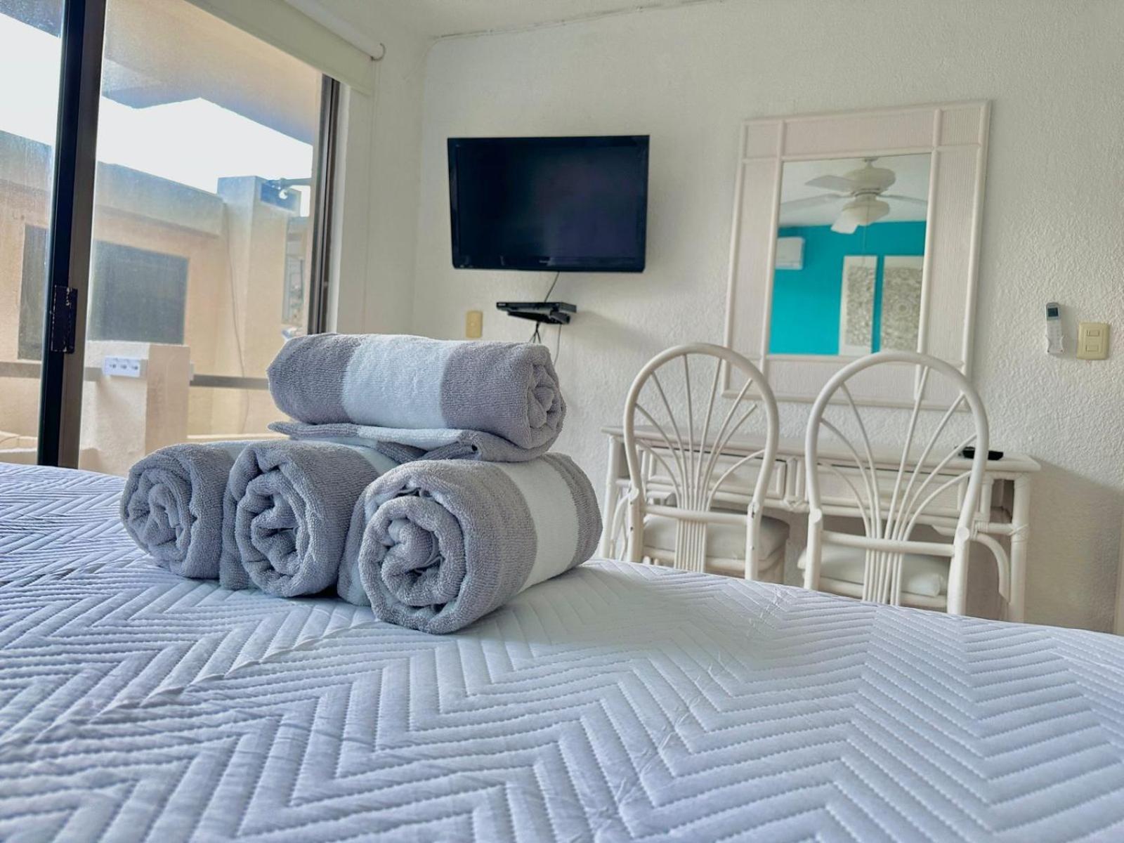 Villas Marlin By Andiani Travel Cancun Exterior photo
